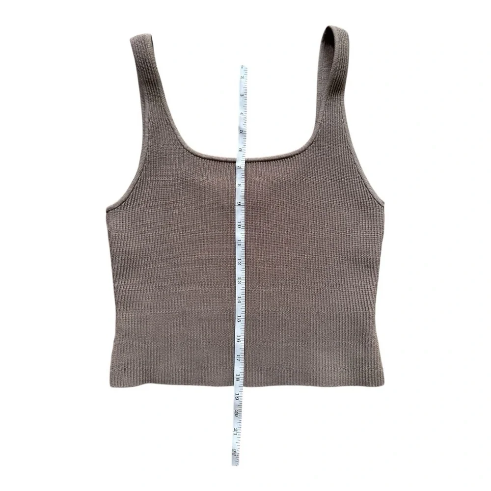 Babaton Taupe Fitted Crop Tank Top - Picture 4 of 6